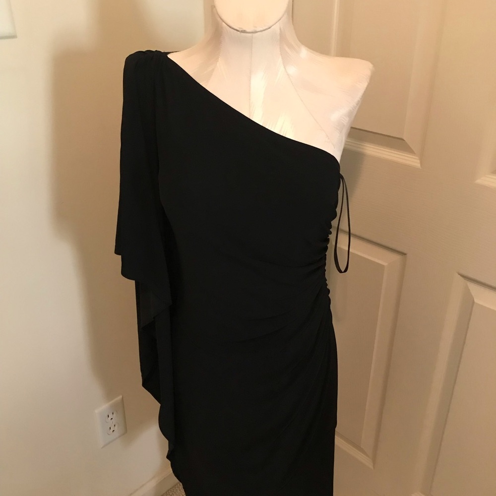 St. John dress size 4 runway item jet one shoulder